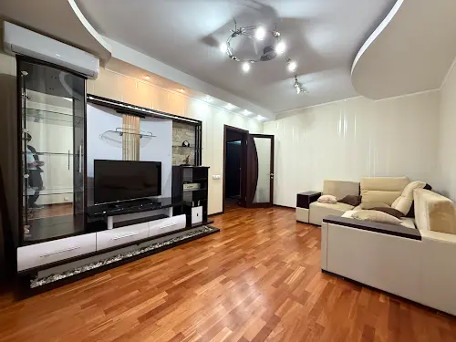 квартира за адресою Драгоманова вул., 8