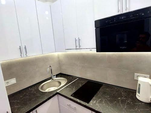 квартира по адресу Любомира Гузара просп. (Космонавта Комарова), 15а