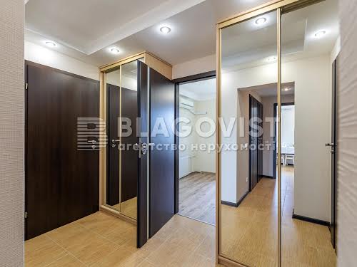 квартира за адресою Київ, Світлицького вул., 28-В