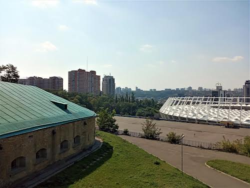 квартира по адресу Calle Dilova ул. (Димитрова), 2-Б