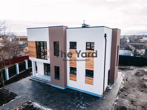 будинок за адресою Набережна вул., 7а