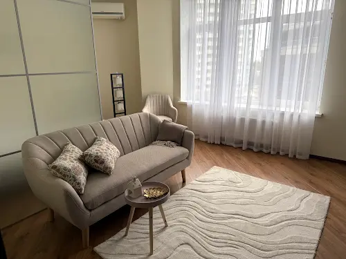 квартира за адресою Дніпровська набережна вул., 26-І