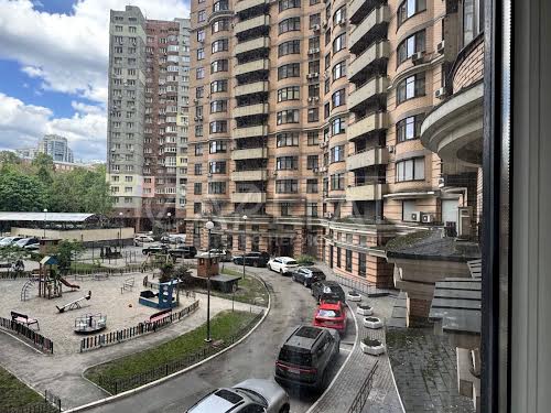 комерційна за адресою Старонаводницька вул., 6