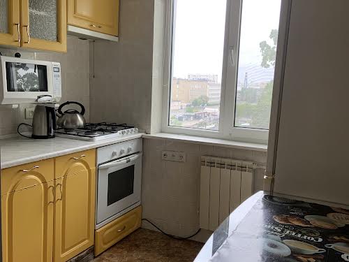 квартира за адресою Автозаводська вул., 17
