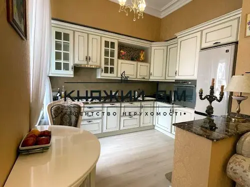 квартира за адресою Антоновича вул. (Горького), 8
