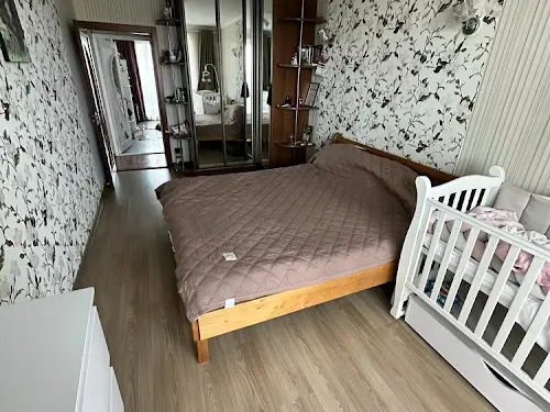 квартира за адресою Амосова вул. (Корчагінців), 5