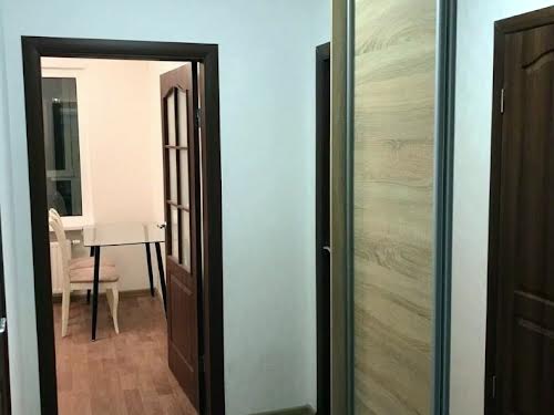 квартира за адресою Софії Русової вул., 5-Б