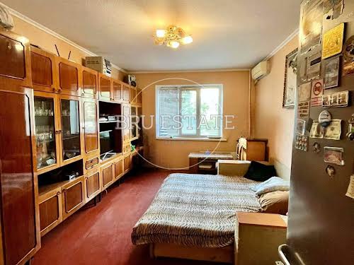 квартира за адресою Тростянецька вул., 8