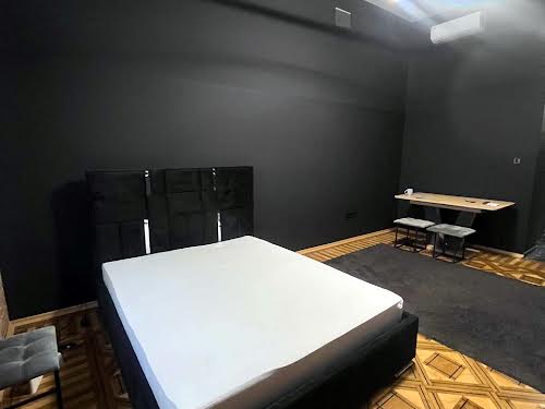 квартира за адресою Шота Руставелі вул., 8а
