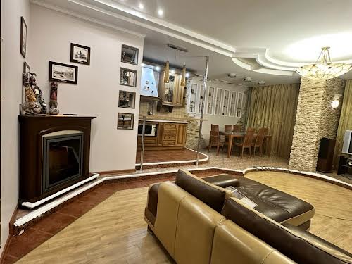 квартира за адресою Святослава Хороброго вул., 7