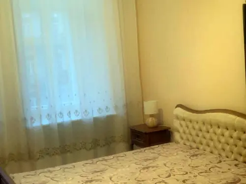 квартира за адресою Шота Руставелі вул., 33-А