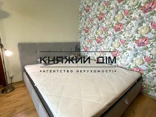 квартира за адресою Драгоманова вул., 8-А