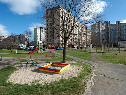 квартира по адресу Червоной Калины просп. (Владимира Маяковского), 3-В