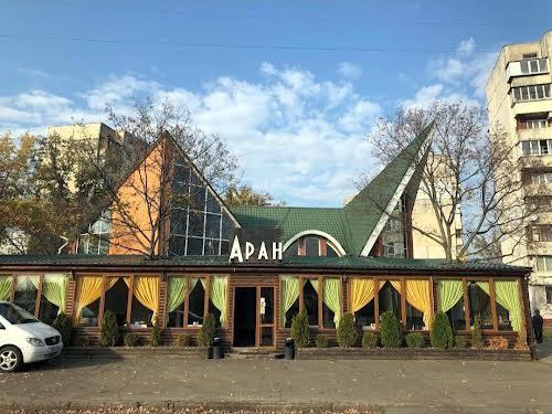 комерційна за адресою Приозерна вул., 12-Б