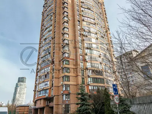 квартира за адресою Панаса Мирного вул., 28-А