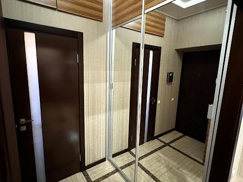 квартира за адресою Панаса Мирного вул., 20