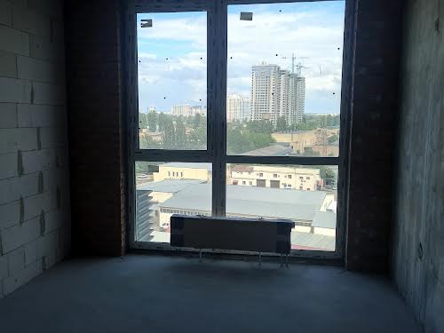 квартира за адресою Причальна вул., 10