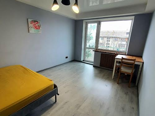 квартира за адресою Будівельників вул., 17