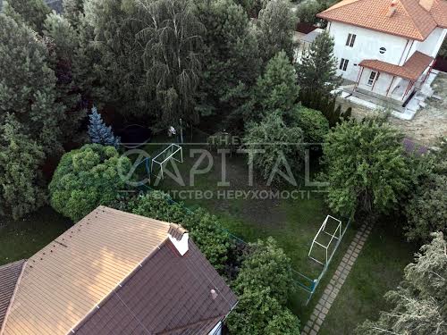 будинок за адресою с. Старі Петрівці, Лесі Українки