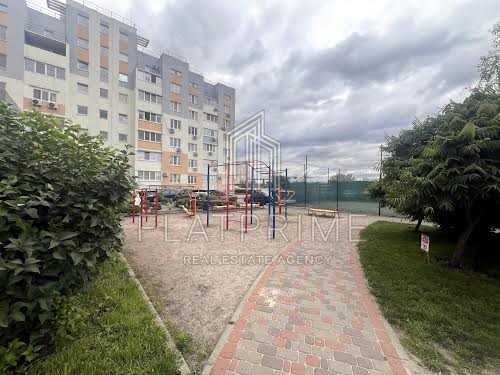 квартира за адресою Сергія Данченка вул., 28-Б