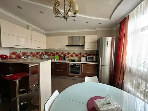 квартира за адресою Федора Ернста вул., 16-Б
