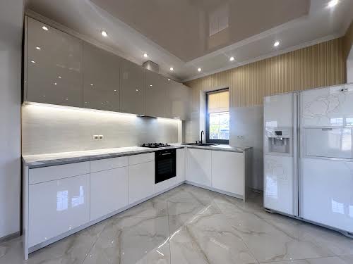 будинок за адресою Центральна вул., 65