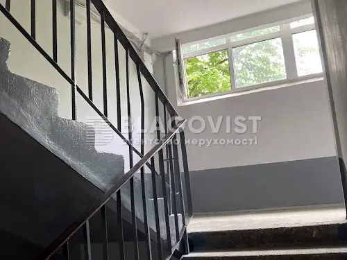 квартира по адресу Леся Курбаса просп., 18