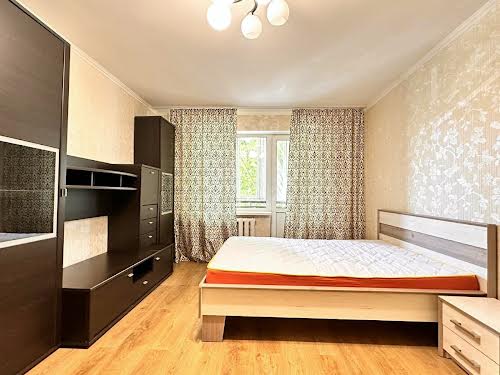квартира за адресою Михайла Котельникова вул., 7