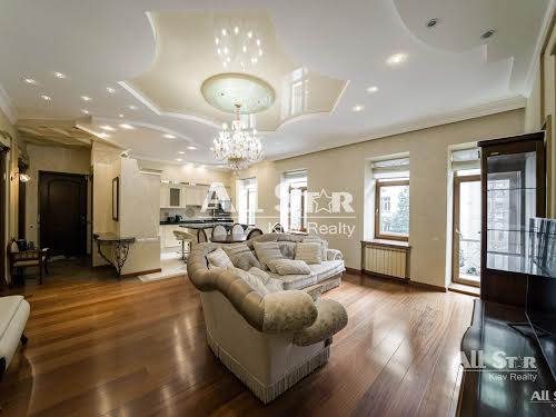 квартира за адресою Шота Руставелі вул., 8