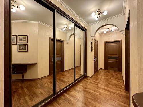 квартира за адресою Патріарха Мстислава Скрипника вул., 40