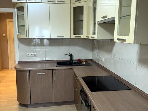квартира за адресою Симиренка вул., 5-В