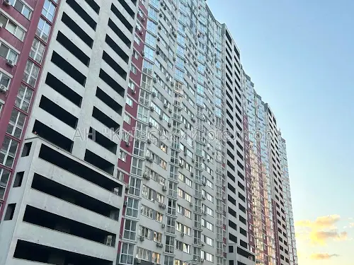 квартира за адресою Драгоманова вул., 2-А