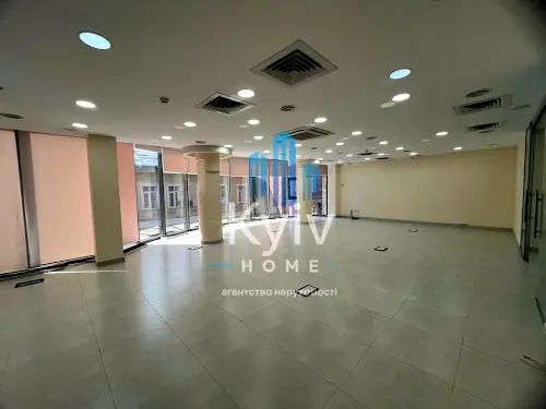 комерційна за адресою Басейна вул., 7