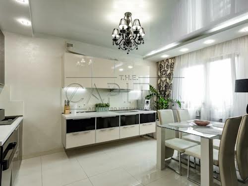 квартира за адресою Драгоманова вул., 1-Л