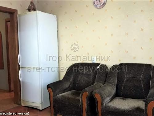 квартира за адресою Ревуцького вул., 42-Б