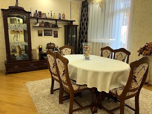 дом по адресу Центральна, 20