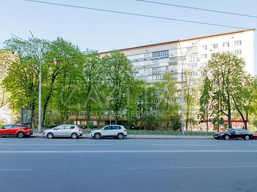 квартира за адресою Михайла Омеляновича-Павленка вул. (Суворова), 19