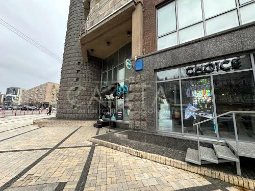 коммерческая по адресу вул. Саксаганського, 122