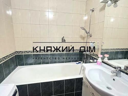 квартира за адресою Драгоманова вул., 14А