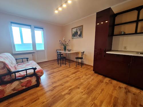 квартира за адресою Київ, Ревуцького вул., 54