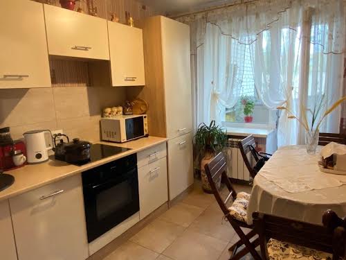 квартира за адресою Новопирогівська вул., 19