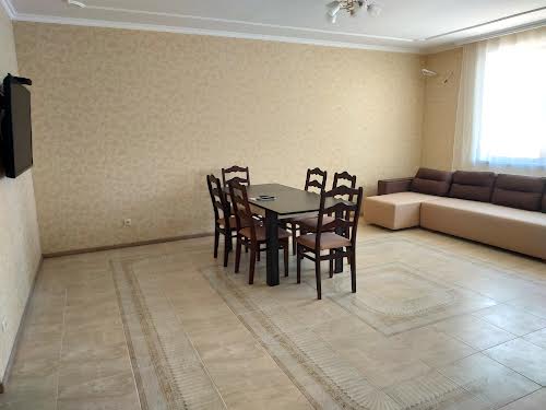 будинок за адресою Донецька, 3