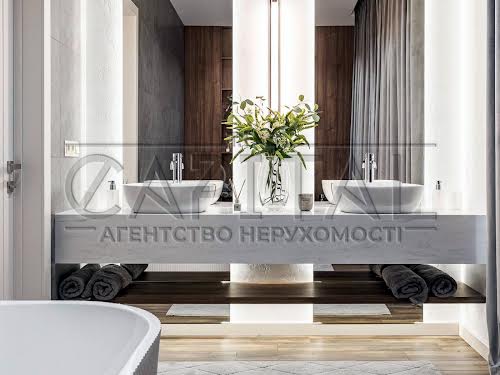 будинок за адресою с. Ходосівка, Квітнева вул., 1