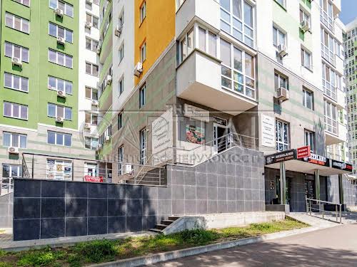 комерційна за адресою Академіка Вернадського бульв., 24