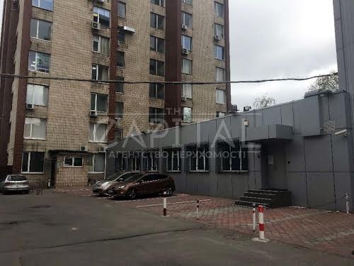комерційна за адресою Болсуновська вул. (Сергія Струтинського), 8