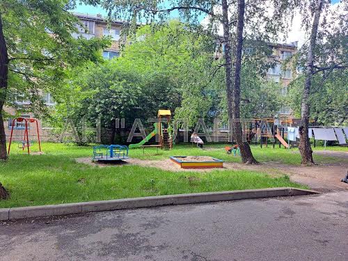 квартира за адресою Метрологічна вул., 14