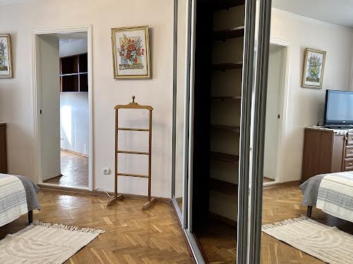 квартира по адресу Шота Руставели ул., 25
