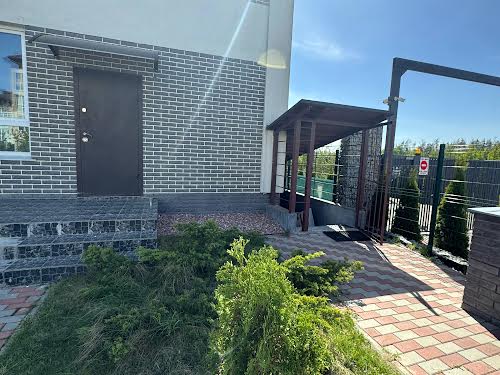 комерційна за адресою с. Гора, Центральна вул., 51в