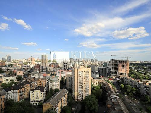 комерційна за адресою Жилянська вул., 68