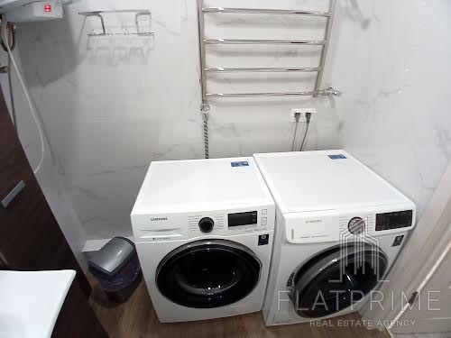 квартира за адресою Регенераторна вул., 4